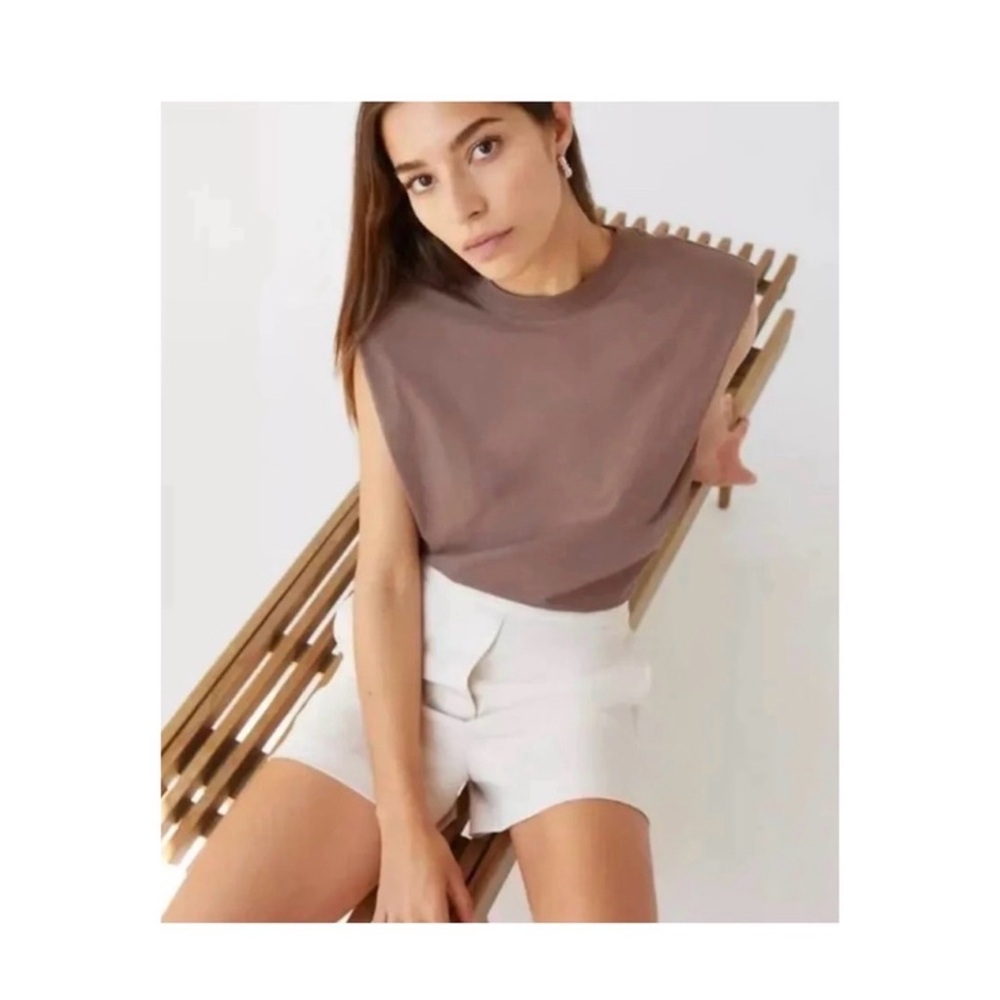 Babaton Padded-Shoulder Tank